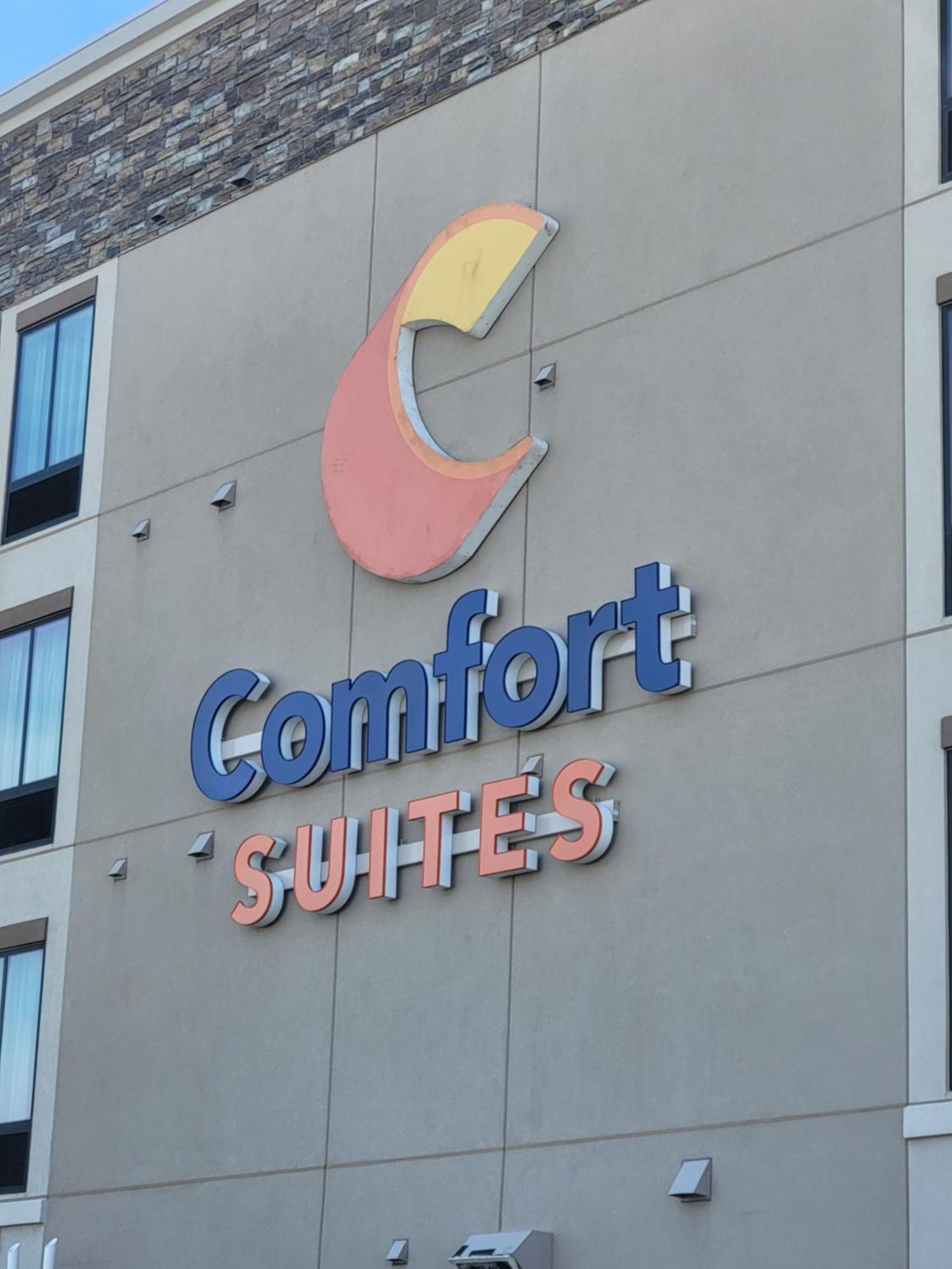 Comfort Suites Fargo Medical Center Екстер'єр фото
